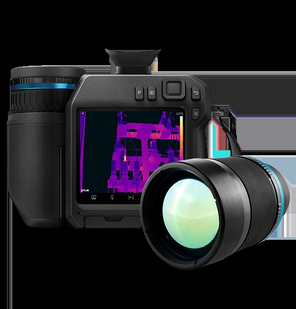 FLIR T840 帶有取景器的高性能紅外熱像儀，適用于戶外檢測